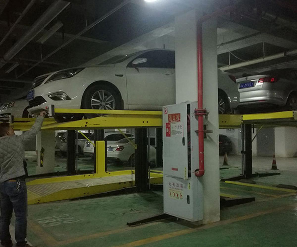 崆峒兩柱簡易升降機械車位短租