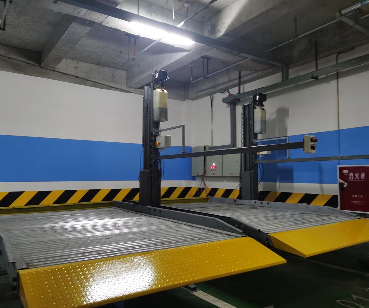 四柱簡易升降停車位