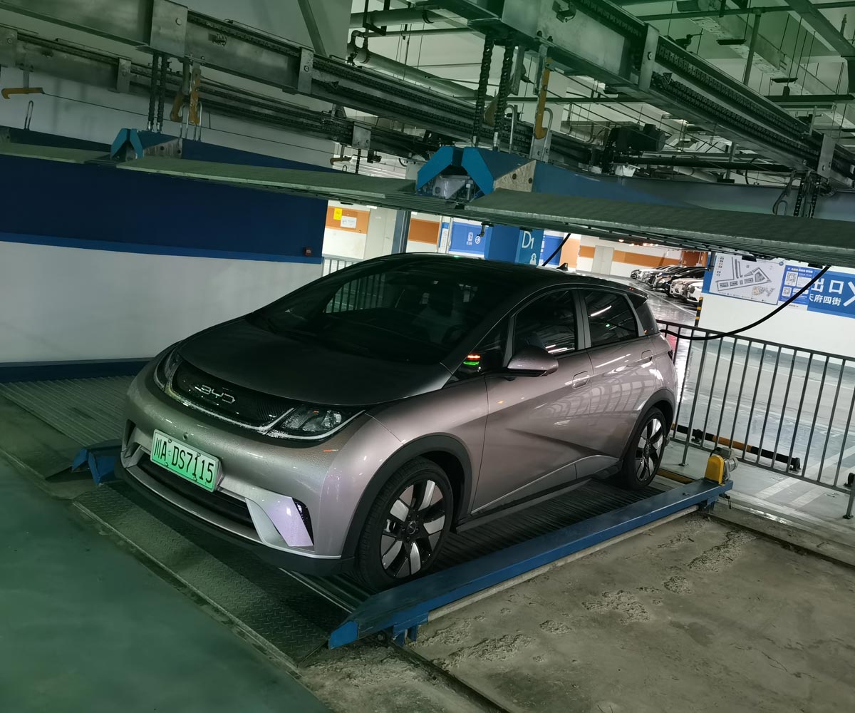 四川兩層升降橫移式機械停車位