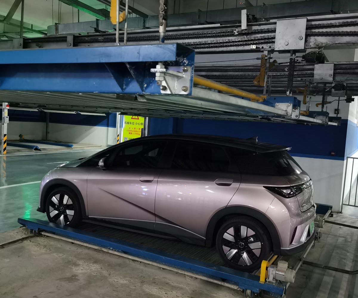 雙柱簡易類機械停車場租賃.jpg