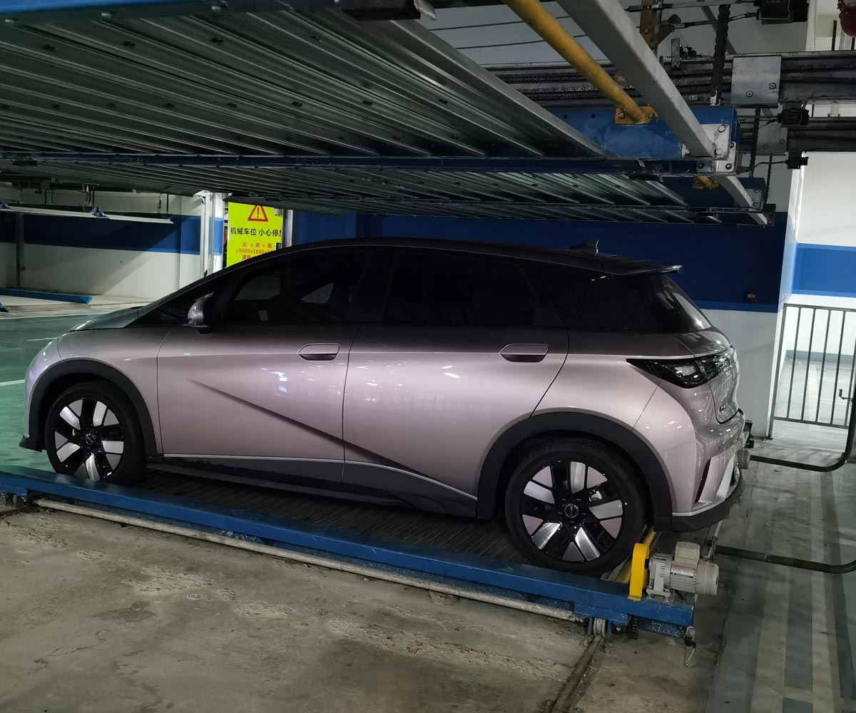 2層升降式機械停車場維保.jpg