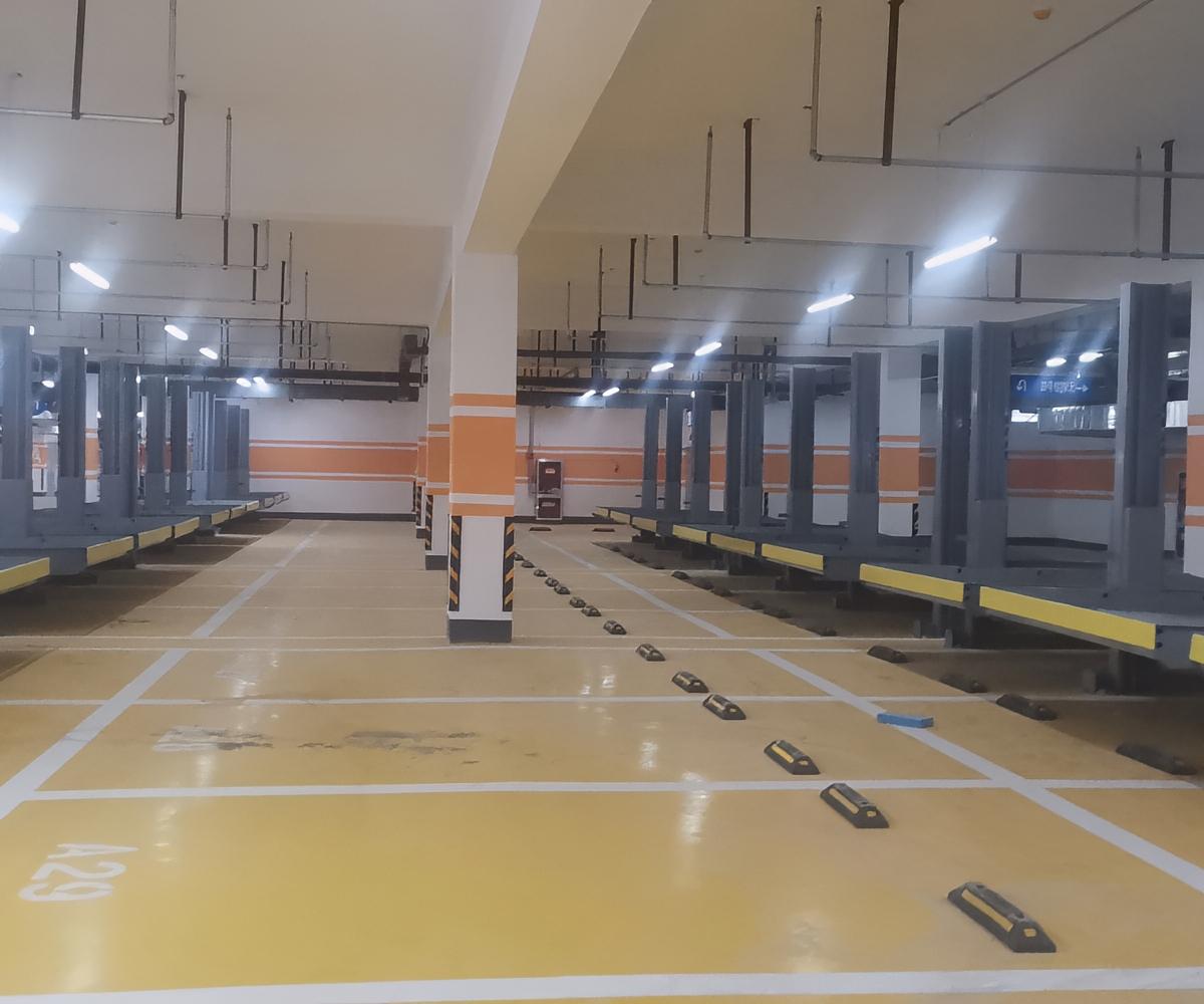 立體車庫租賃新選擇四柱式機械式停車設備出租全攻略