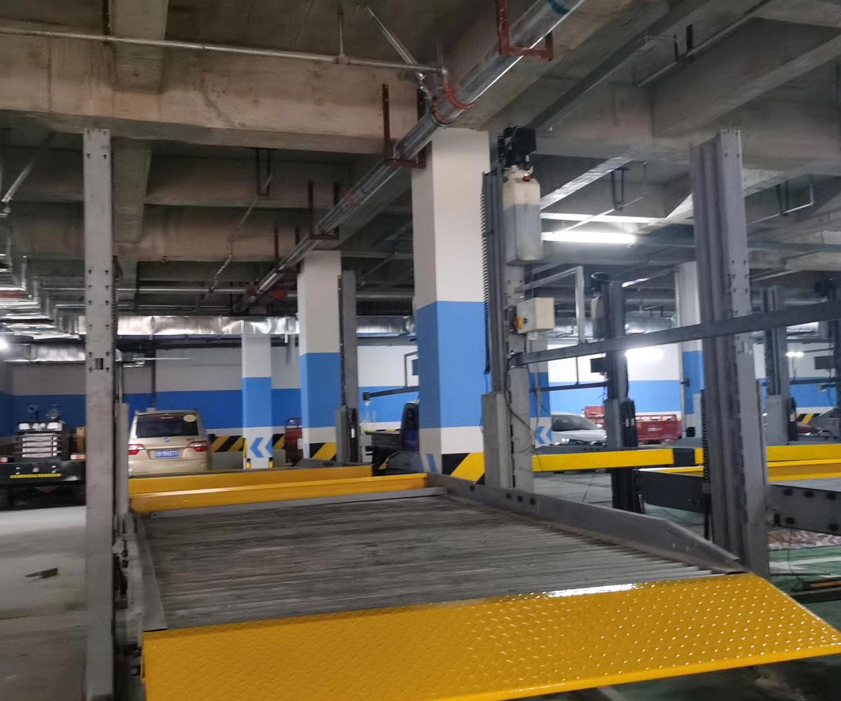 左右橫移立體停車維保.jpg