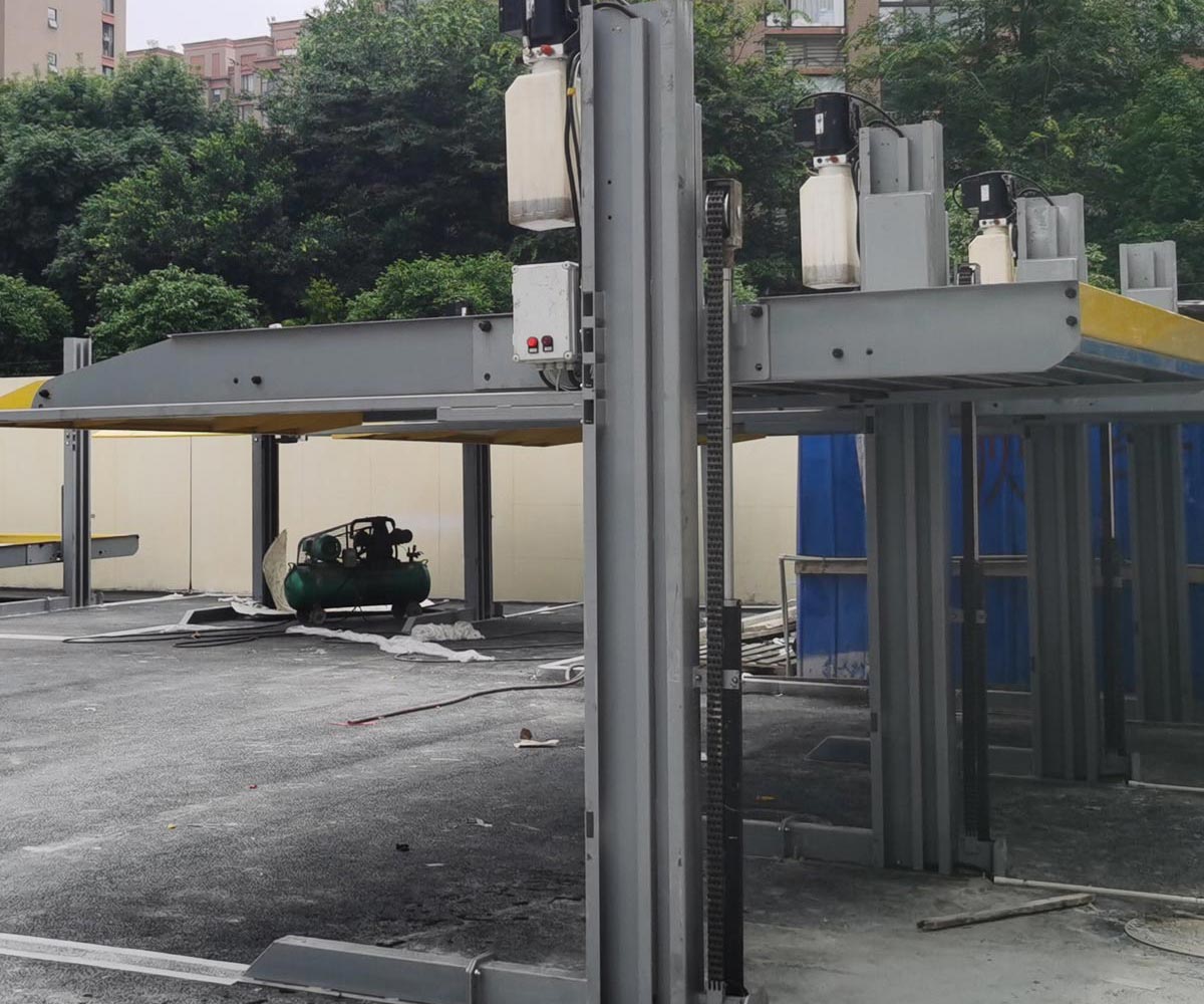 2層簡易升降機械式立體車庫短租.jpg
