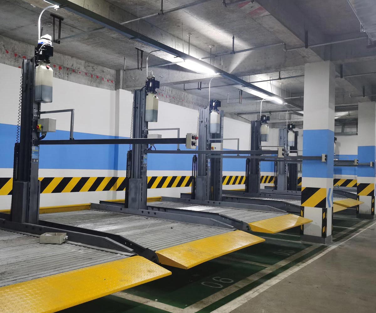 四柱簡易升降機械停車場租賃.jpg